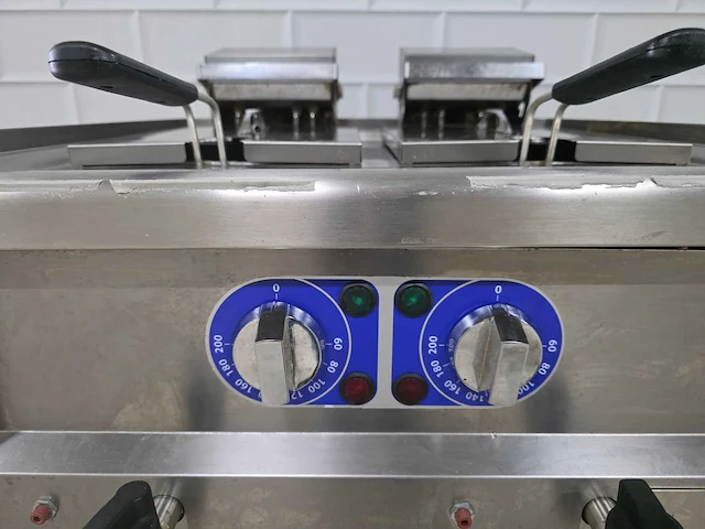 Maxima - ofe6060 - elektrische dubbelpans friteuse - afbeelding 6 van  7