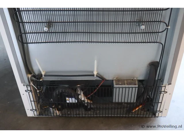 Maxima holland vrieskast - model maxima 600 w - afbeelding 2 van  11