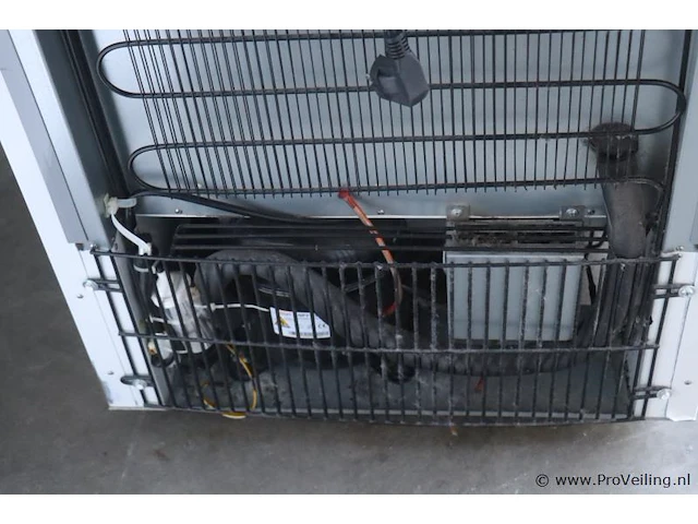 Maxima holland vrieskast - model maxima fr 400 w - afbeelding 2 van  11