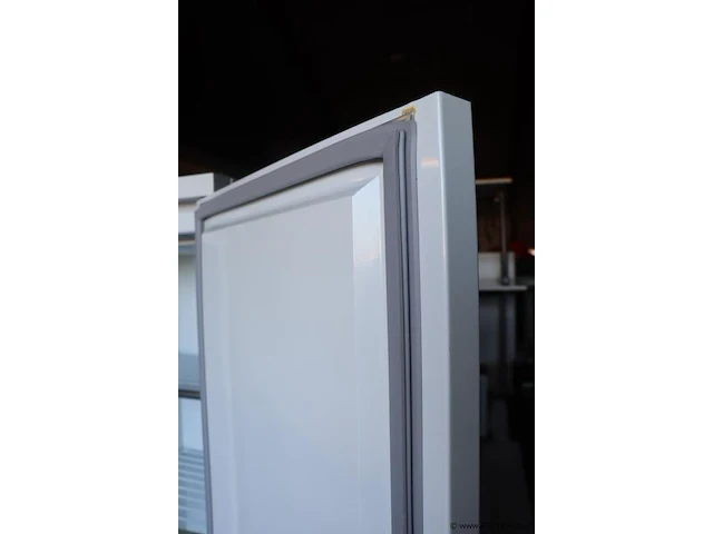 Maxima holland vrieskast - model maxima fr 400 w - afbeelding 9 van  11