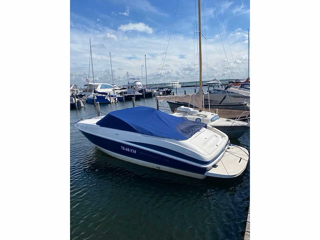 Maxum - 2100sc - mercruiser 4.3 - speedboot - 2007 - met aanhanger - afbeelding 15 van  19