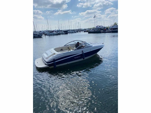 Maxum - 2100sc - mercruiser 4.3 - speedboot - 2007 - met aanhanger - afbeelding 17 van  19