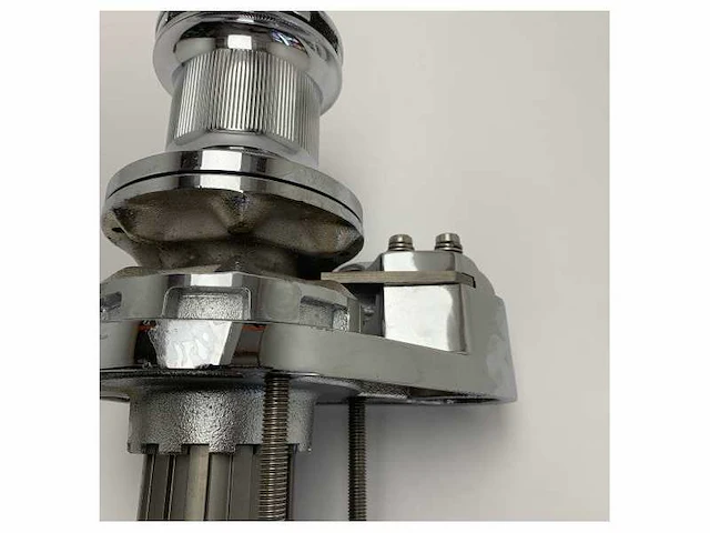 Maxwell 1500 windlass deck unit with capstan stainless steel - afbeelding 3 van  6
