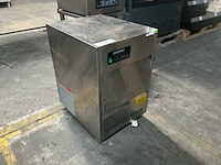 Maxxfrost m-26 ijsblokjesmachine