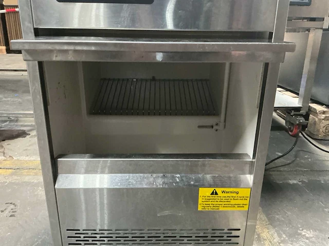 Maxxfrost m-26 ijsblokjesmachine - afbeelding 3 van  4