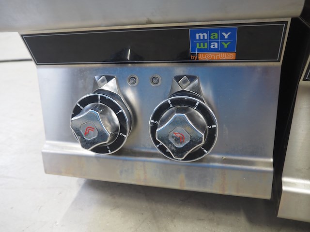 May - afbeelding 6 van  9