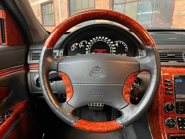 Maybach 62 5.5 v12 550pk 2006 -youngtimer- - afbeelding 26 van  96