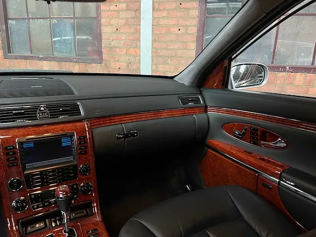 Maybach 62 5.5 v12 550pk 2006 -youngtimer- - afbeelding 29 van  96