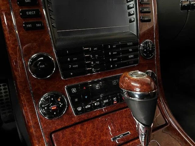 Maybach 62 5.5 v12 550pk 2006 -youngtimer- - afbeelding 36 van  96