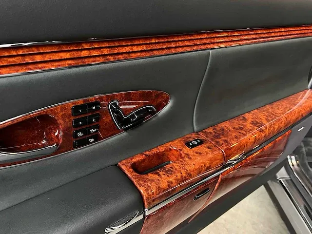 Maybach 62 5.5 v12 550pk 2006 -youngtimer- - afbeelding 47 van  96
