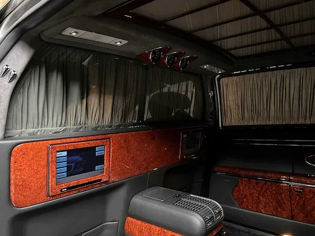 Maybach 62 5.5 v12 550pk 2006 -youngtimer- - afbeelding 58 van  96