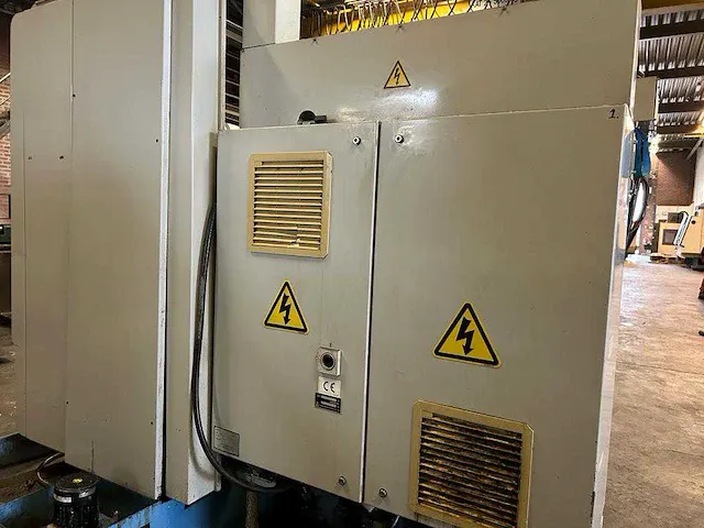 Mazak - vtc-20b - cnc bewerkingscentra - afbeelding 7 van  20