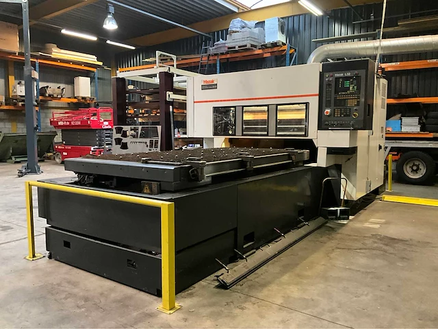 Mazak new super turbo x48 lasersnijmachine - afbeelding 1 van  29