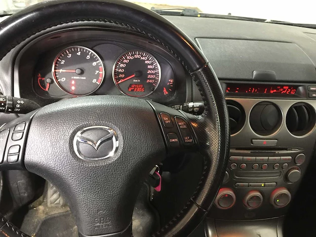 Mazda - 6 sport - 1.8i touring ii - 83-rg-rz - afbeelding 2 van  23