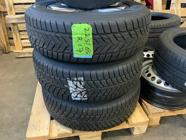 Mazda - cx5 17” - velg met winterbanden (4x) - afbeelding 7 van  12
