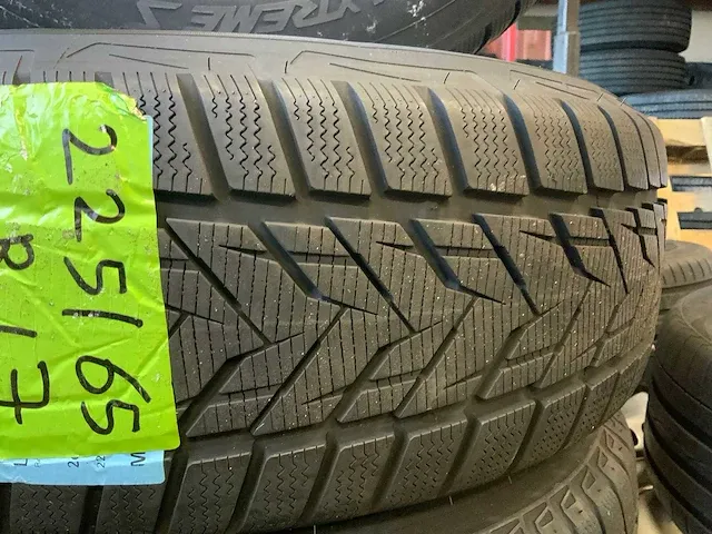Mazda - cx5 17” - velg met winterbanden (4x) - afbeelding 11 van  12
