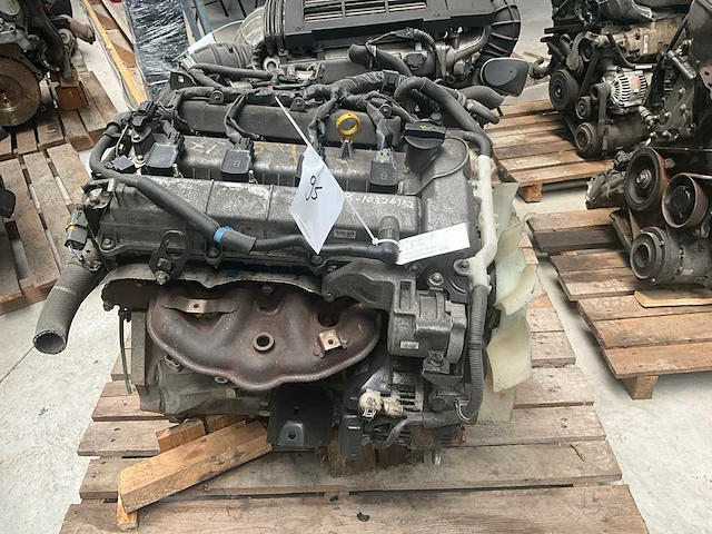 Mazda 1.8l l8-de automotor - afbeelding 1 van  6
