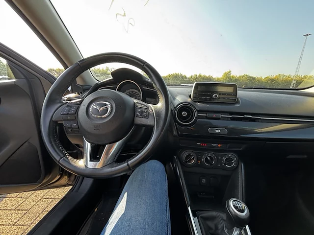 Mazda 2 1.5i skyactiv-g skydrive, 2016 - afbeelding 11 van  24