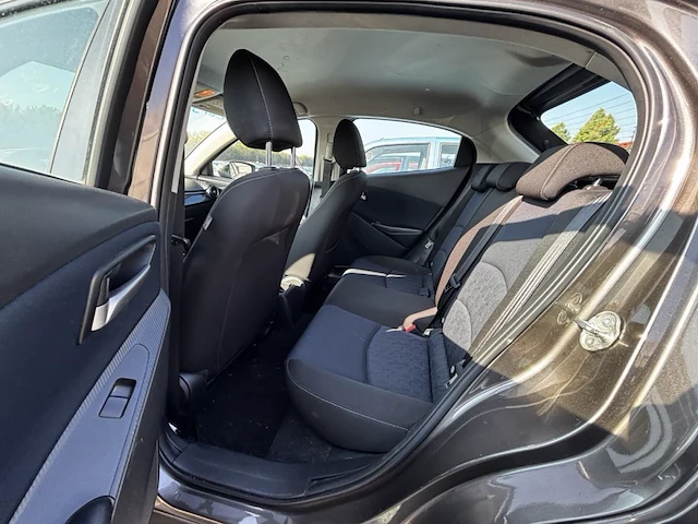 Mazda 2 1.5i skyactiv-g skydrive, 2016 - afbeelding 17 van  24