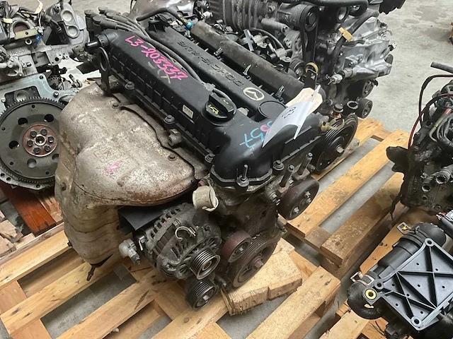 Mazda 2.3l dohc 16v l3-de automotor - afbeelding 1 van  4