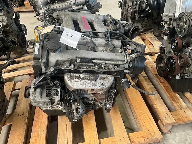 Mazda 2.5l v6 kl-ze automotor - afbeelding 1 van  4