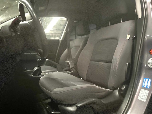 Mazda 3 1.6 s-vt sense , g-101-vz - afbeelding 11 van  14