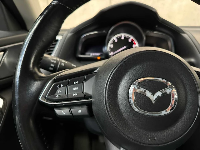 Mazda 3 2.2 s.a. 150 gt-m 150pk 2016, kx-087-t - afbeelding 23 van  50