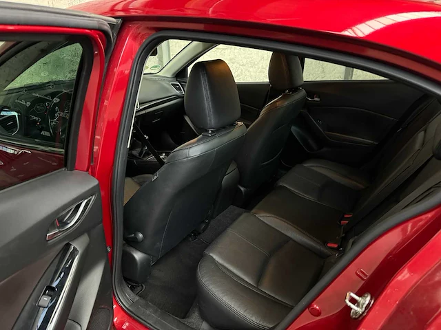 Mazda 3 2.2 s.a. 150 gt-m 150pk 2016, kx-087-t - afbeelding 32 van  50