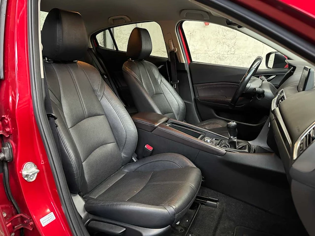 Mazda 3 2.2 s.a. 150 gt-m 150pk 2016, kx-087-t - afbeelding 47 van  50