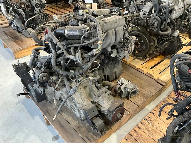 Mazda 323 gtx bp-t 4wd motorset - afbeelding 4 van  7