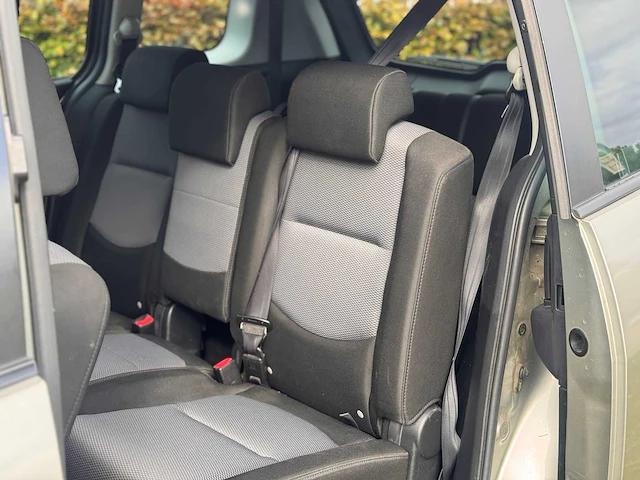 Mazda 5 2.0 executive, 96-rx-xg - afbeelding 2 van  18