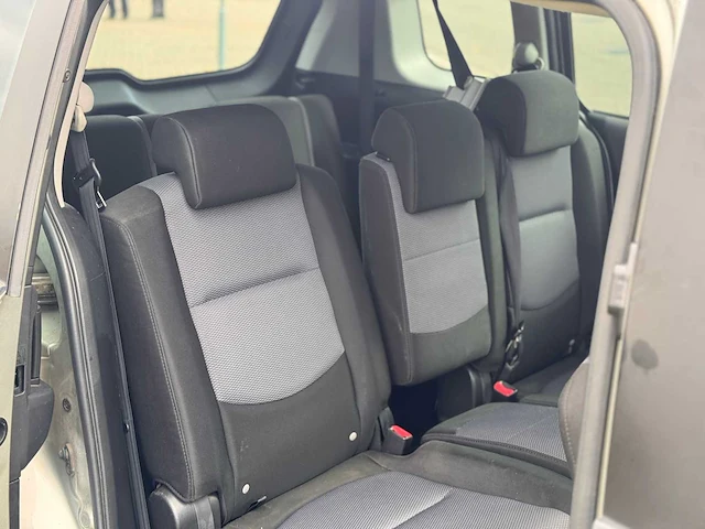 Mazda 5 2.0 executive, 96-rx-xg - afbeelding 3 van  18