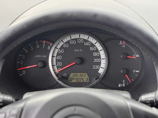 Mazda 5 2.0 executive, 96-rx-xg - afbeelding 9 van  18