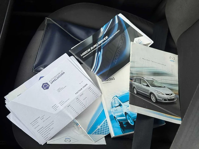 Mazda 5 2.0 executive, 96-rx-xg - afbeelding 10 van  18