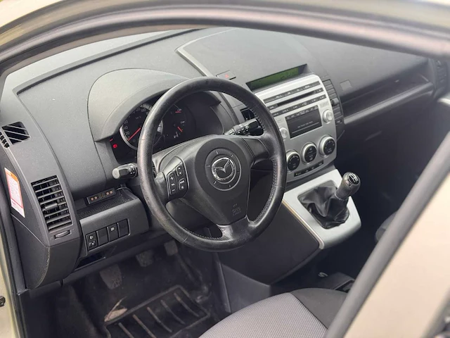 Mazda 5 2.0 executive, 96-rx-xg - afbeelding 17 van  18