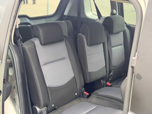 Mazda 5 2.0 executive, 96-rx-xg - afbeelding 3 van  18