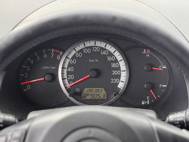 Mazda 5 2.0 executive, 96-rx-xg - afbeelding 9 van  18