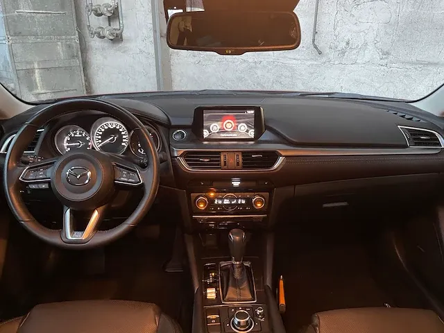 Mazda 6 2.0 skyactiv-g 165 165pk 2019 -orig. nl-, sb-727-h - afbeelding 25 van  59