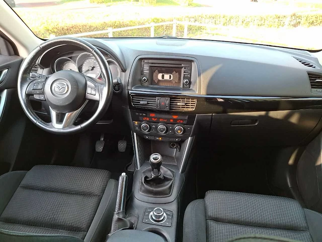 Mazda cx-5 2.0 limited edition 2wd - 2014 - 165pk - afbeelding 17 van  21