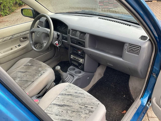Mazda demio 79-dn-pb - afbeelding 4 van  34