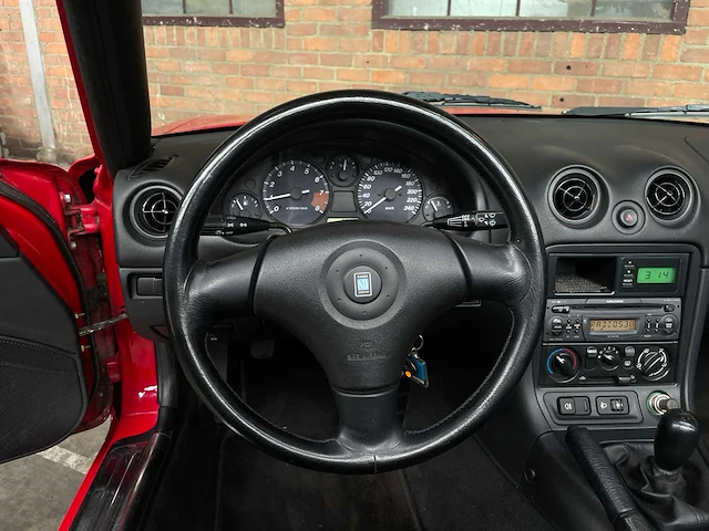 Mazda mx-5 1.6i 110pk 1999, 40-sf-xj youngtimer - afbeelding 8 van  29