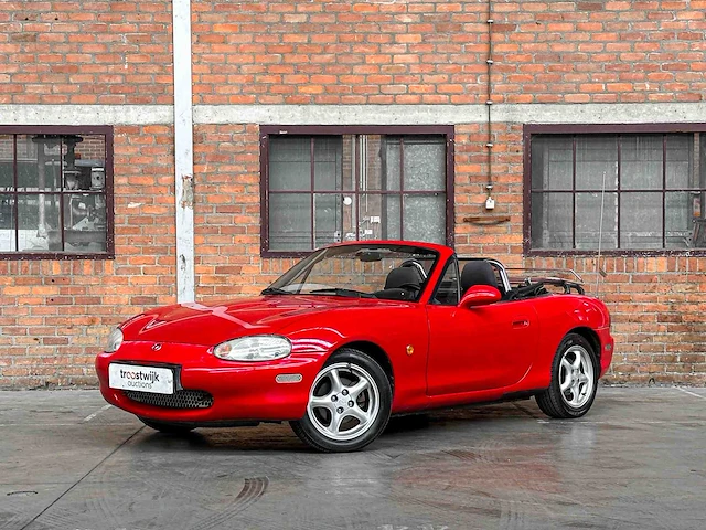 Mazda mx-5 1.6i 110pk 1999, 40-sf-xj youngtimer - afbeelding 1 van  29