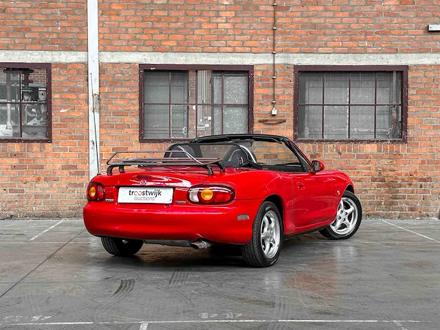 Mazda mx-5 1.6i 110pk 1999, 40-sf-xj youngtimer - afbeelding 28 van  29