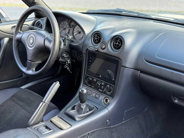 Mazda mx-5 1.6i cabriolet tv-vr-20 - afbeelding 5 van  17