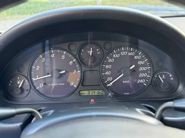 Mazda mx-5 1.6i cabriolet tv-vr-20 - afbeelding 9 van  17