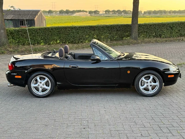 Mazda mx-5 1.6i cabriolet tv-vr-20 - afbeelding 14 van  17