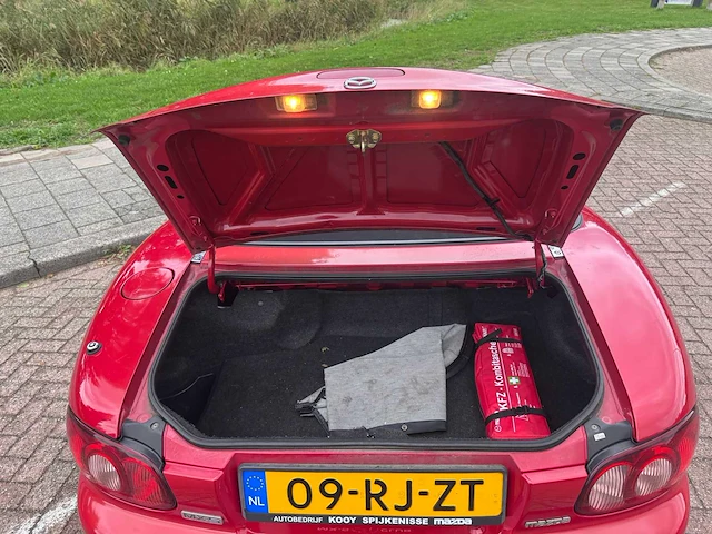 Mazda mx 5 1.6i dynamic dealer onderhouden, 09-rj-zt - afbeelding 13 van  13