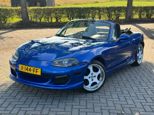 Mazda mx-5 1.6i exclusive x-144-ff - afbeelding 1 van  18