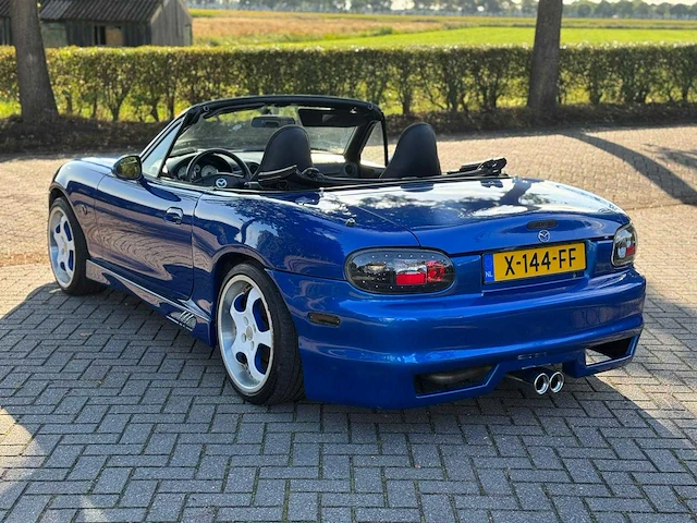Mazda mx-5 1.6i exclusive x-144-ff - afbeelding 3 van  18