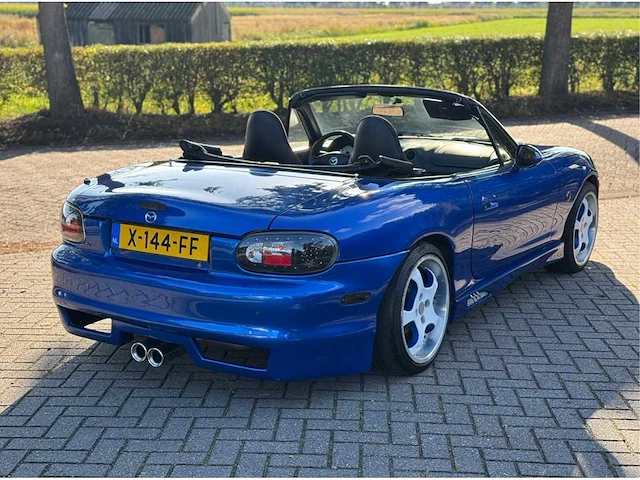 Mazda mx-5 1.6i exclusive x-144-ff - afbeelding 4 van  18
